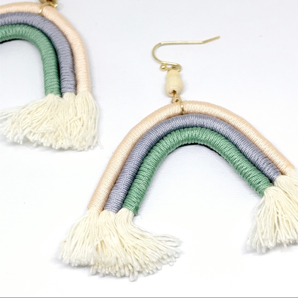 Anthropologie Hand Woven Macrame Pastel Rainbow Bohemian Drop Earrings - Picture 8 of 8